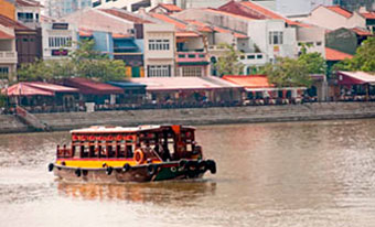 Take a trip down Singapore River
